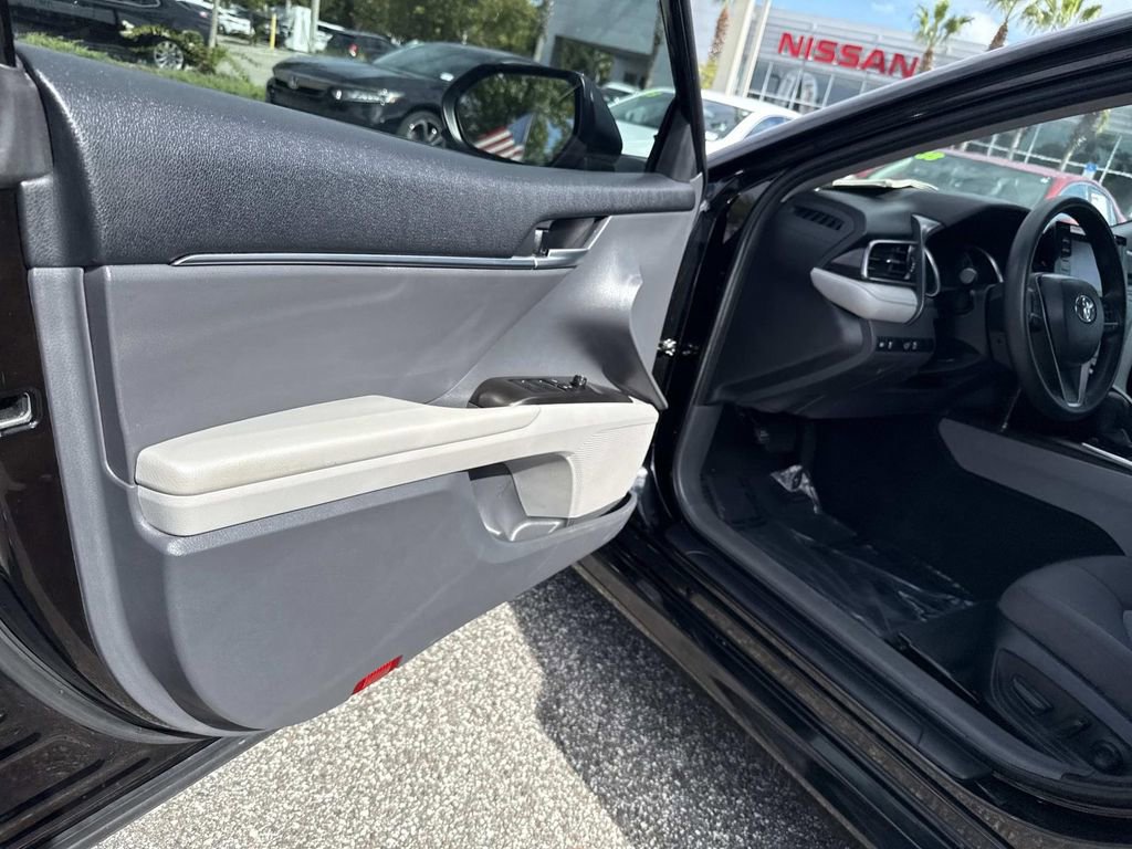 Used 2024 Toyota Camry LE image 16