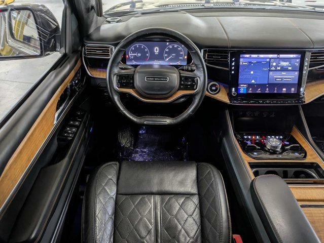 Used 2022 Jeep Grand Wagoneer Series III w/ Rear Seat Video Group 1 AWD/4WD image 19