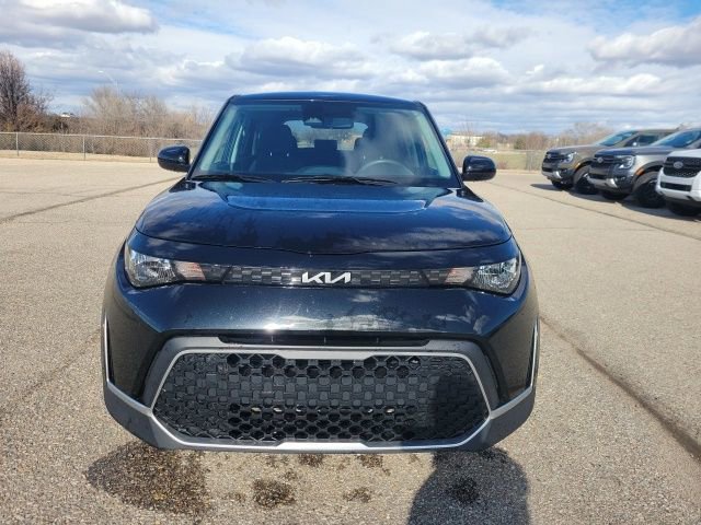 Used 2024 Kia Soul LX w/ Option Group 015 FWD image 17