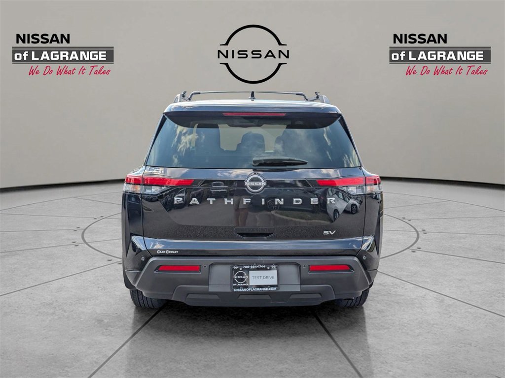 Used 2022 Nissan Pathfinder SV image 6