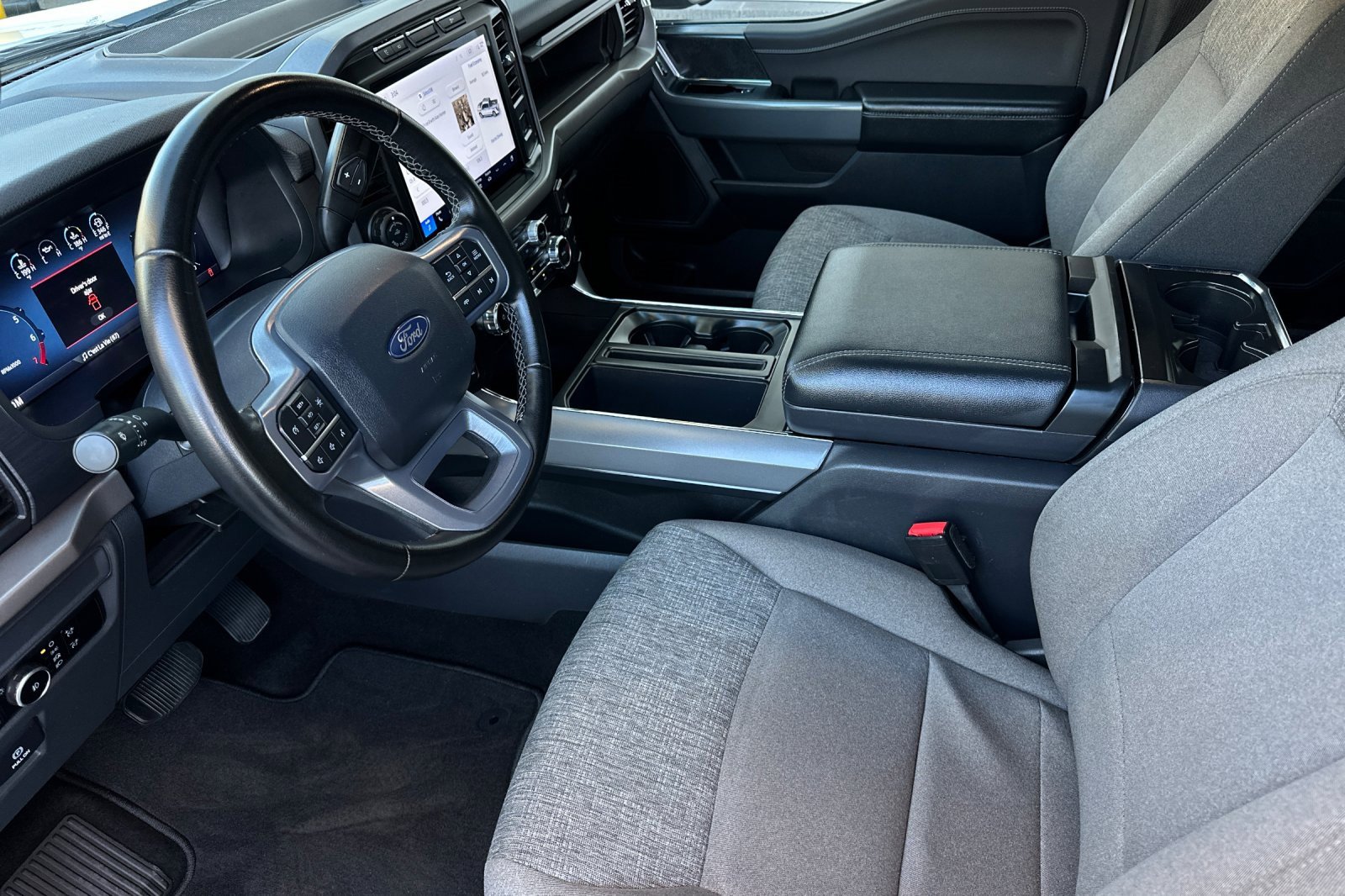 Certified 2024 Ford F150 XLT w/ Mobile Office Package image 9