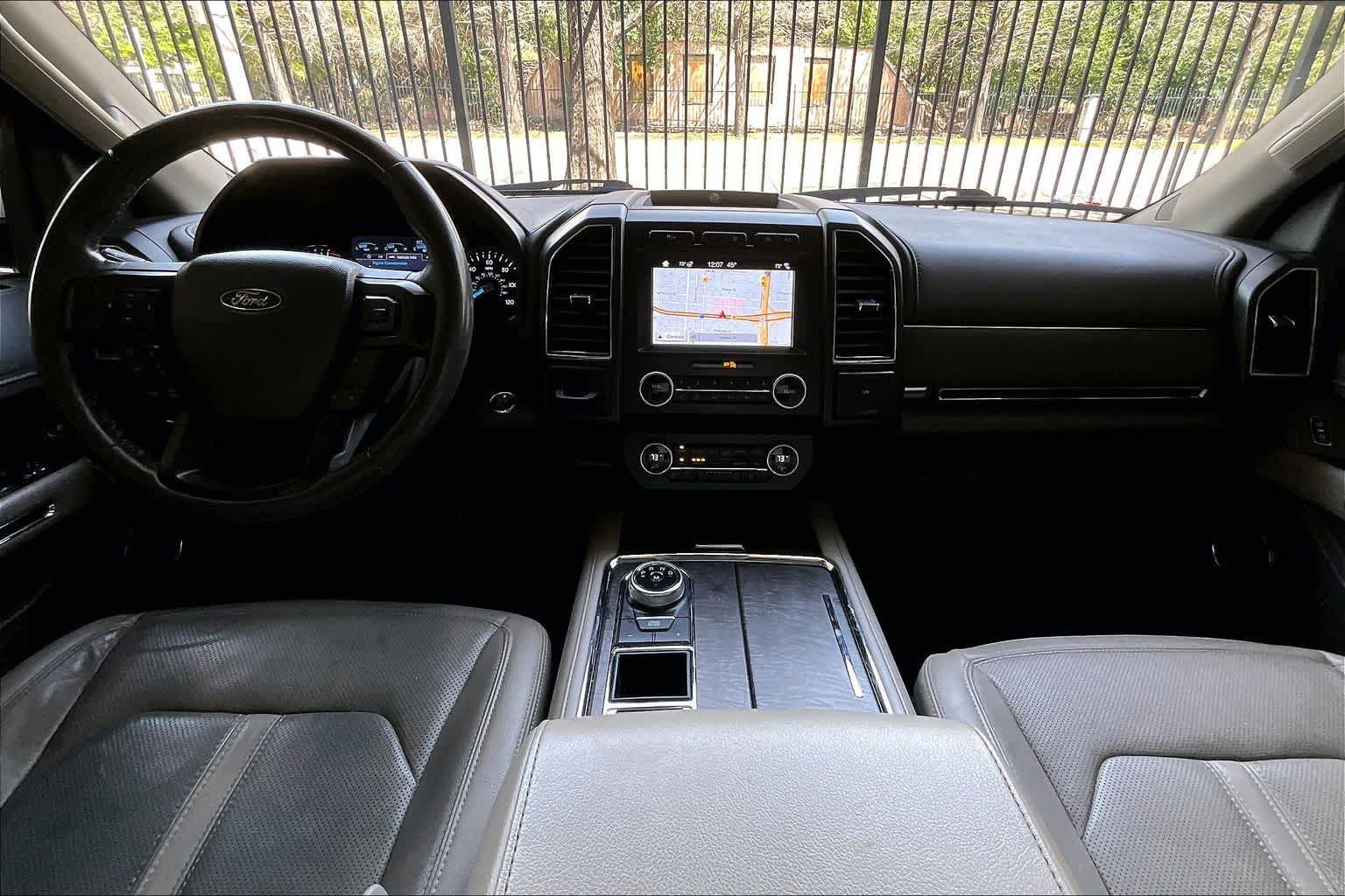 Used 2019 Ford Expedition Limited w/ Equipment Group 302A RWD image 15