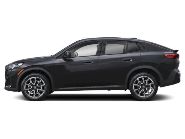 New 2026 BMW X2 xDrive28i AWD/4WD image 3