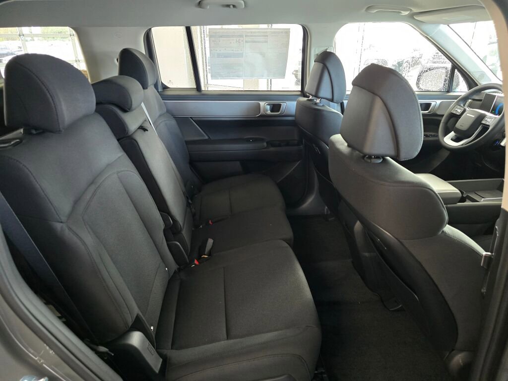 New 2026 Hyundai Santa Fe SE image 33