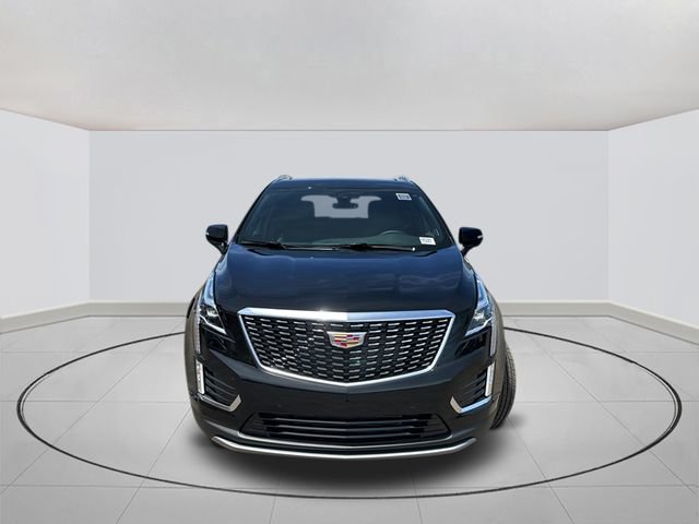 New 2025 Cadillac XT5 Premium Luxury FWD image 2