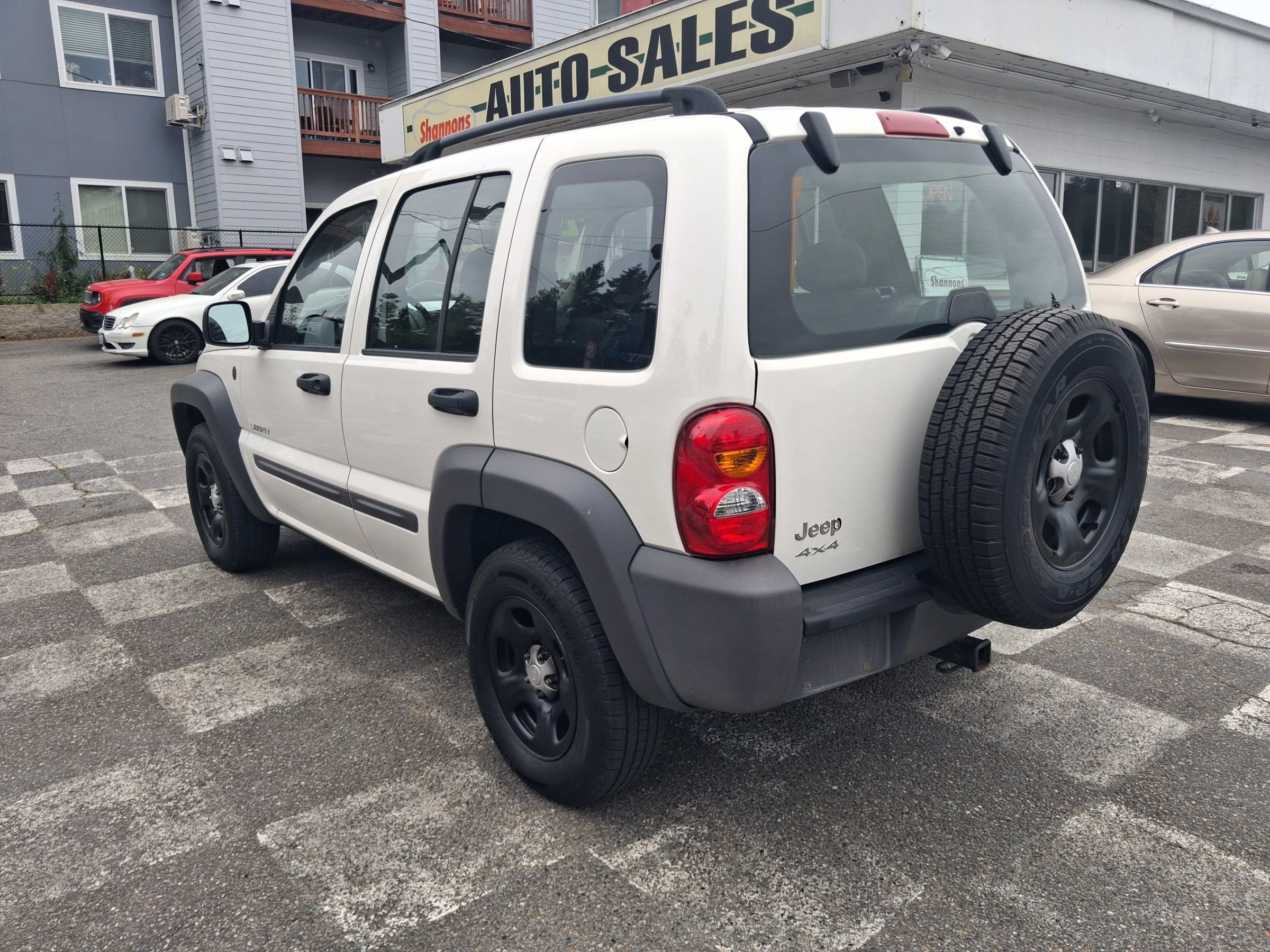 Used 2004 Jeep Liberty Sport w/ PWR Convenience Group AWD/4WD image 4
