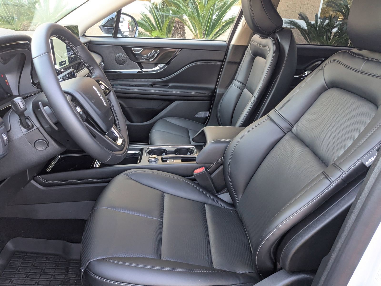 New 2026 Lincoln Corsair Premiere image 23