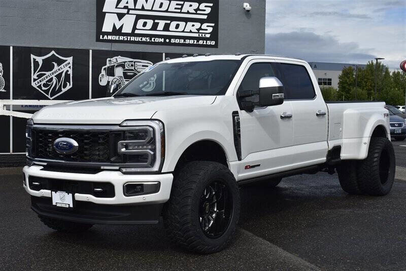 Used 2024 Ford F350 Platinum image 1
