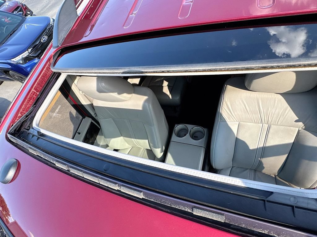 Used 2017 Lincoln Navigator Select RWD image 24