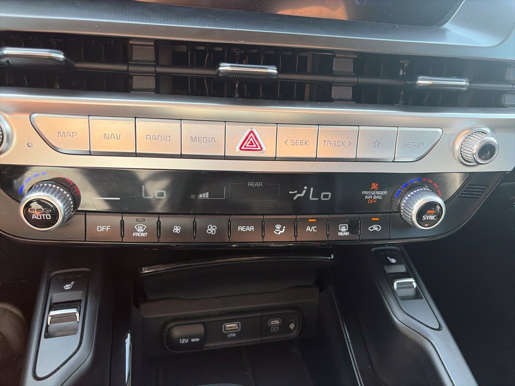 Used 2025 Kia Telluride S AWD/4WD image 23