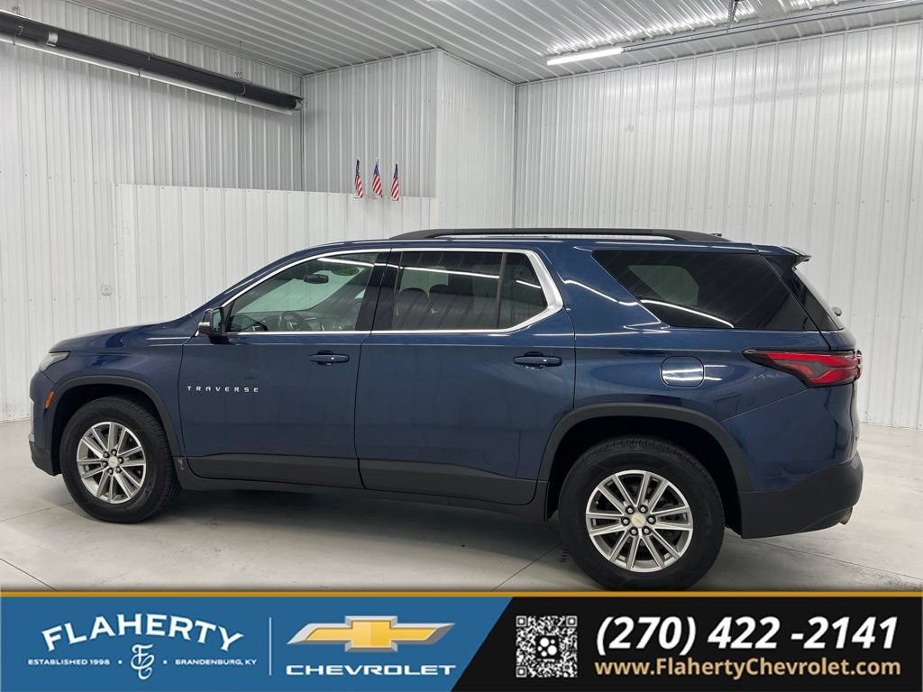 Used 2022 Chevrolet Traverse LT FWD image 5