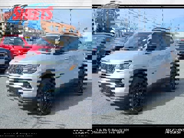 New 2026 Jeep Compass Latitude image 22