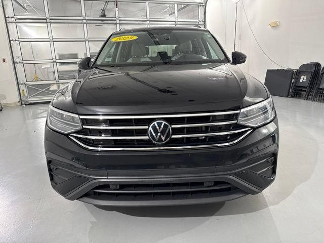 Used 2023 Volkswagen Tiguan S FWD image 2