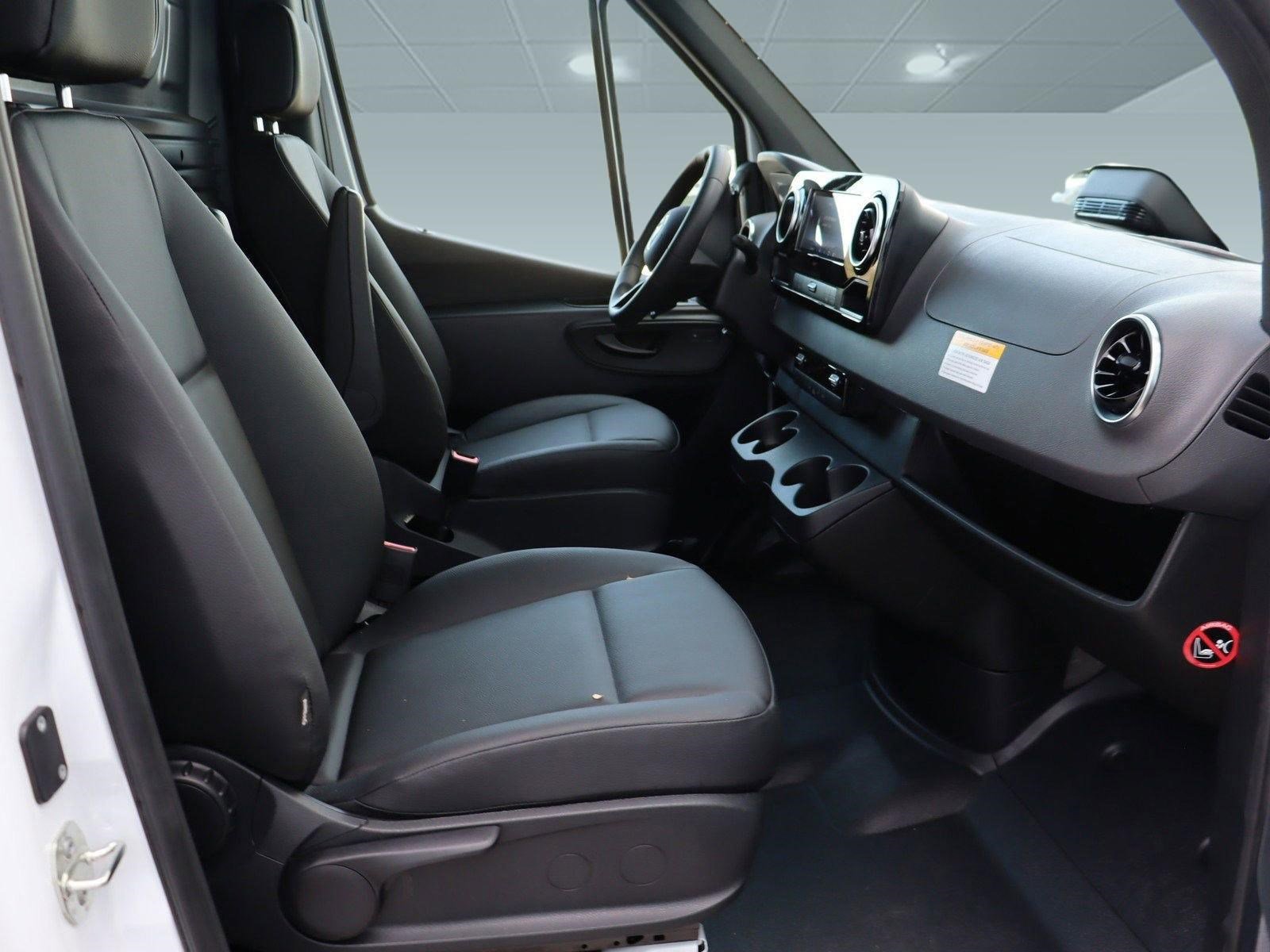 New 2025 Mercedes-Benz Sprinter 2500 image 34