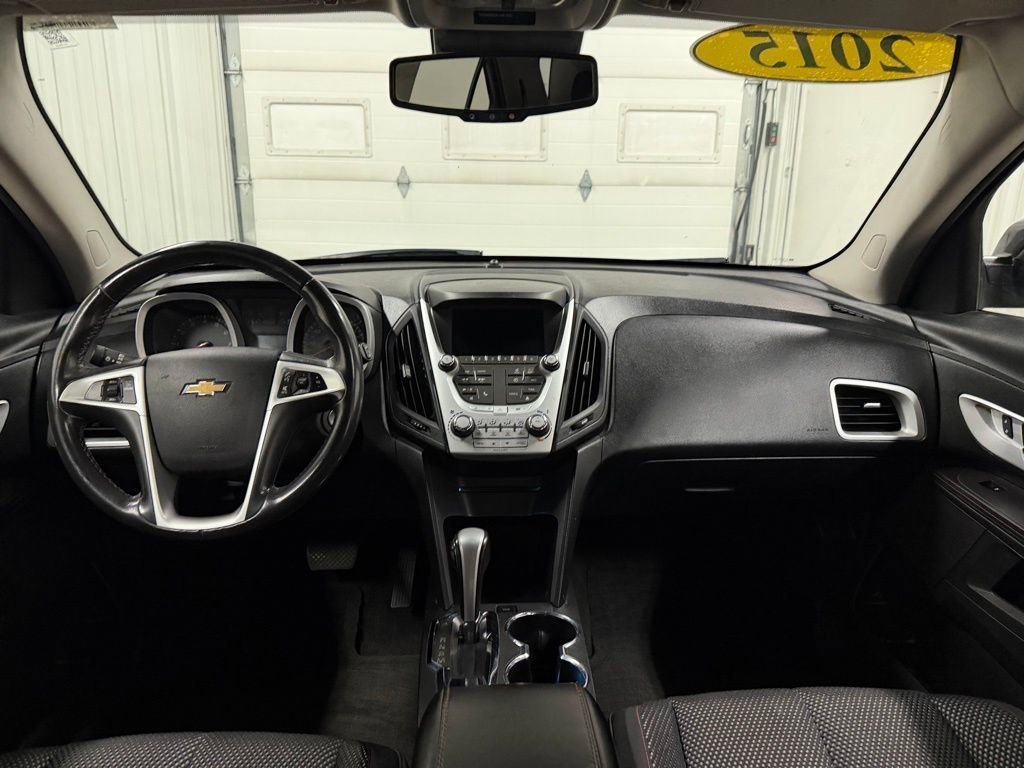 Used 2015 Chevrolet Equinox LT w/ Driver Convenience Package image 16