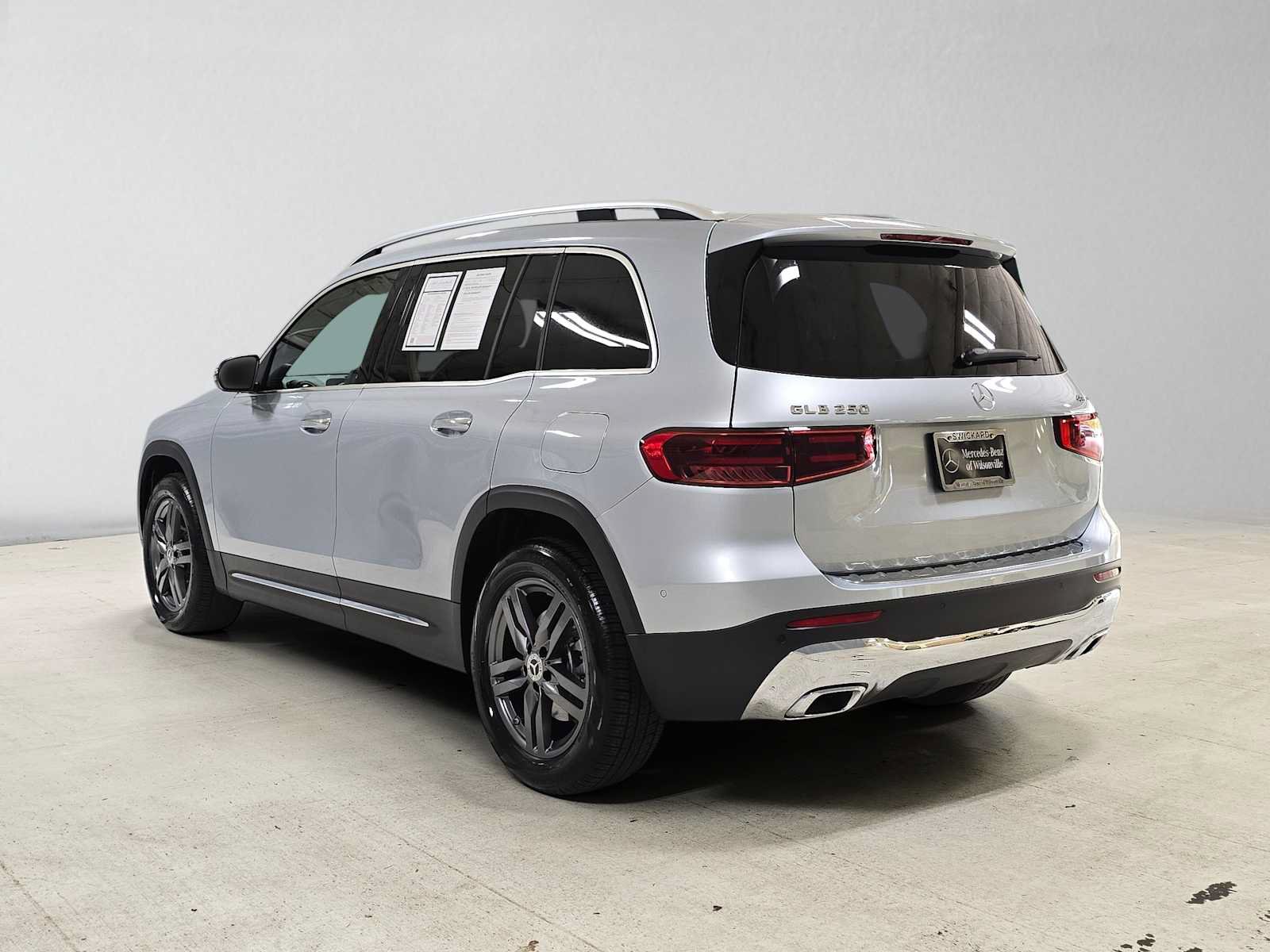 Certified 2026 Mercedes-Benz GLB 250 4MATIC image 6