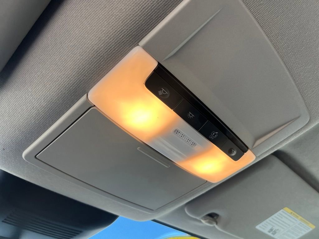 Used 2023 Nissan Sentra SV image 17