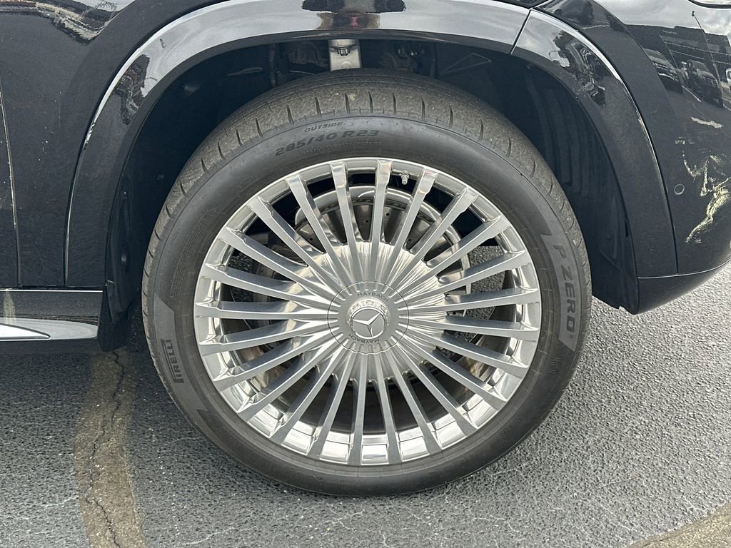 Certified 2025 Mercedes-Benz Maybach GLS 600 4MATIC image 13