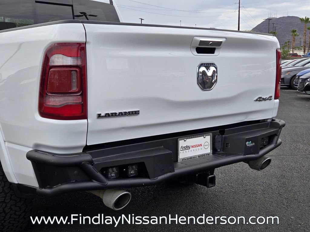 Used 2022 RAM 1500 Laramie AWD/4WD image 5