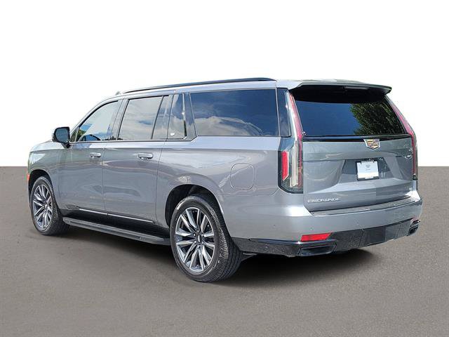 Used 2022 Cadillac Escalade ESV Sport w/ Touring Package RWD image 4