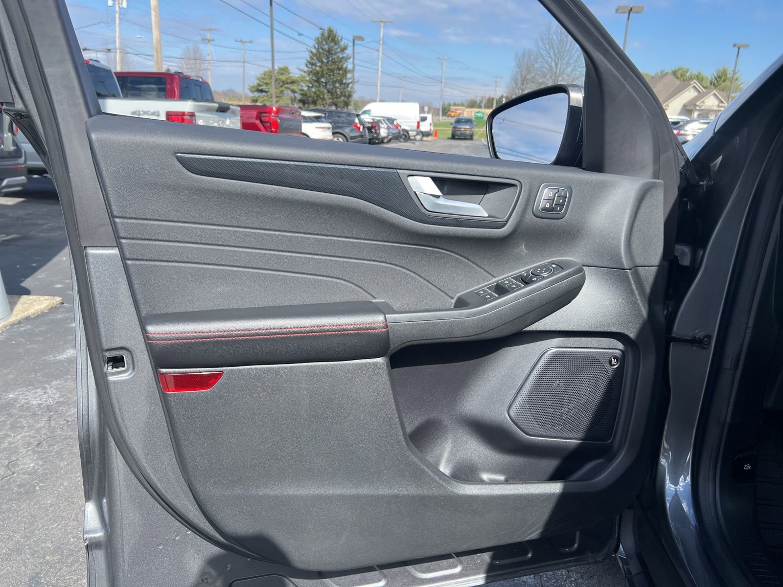 Used 2023 Ford Escape ST-Line Select w/ Tech Pack #2 AWD/4WD image 11