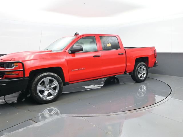 Used 2018 Chevrolet Silverado 1500 Custom w/ Custom Value Package image 2