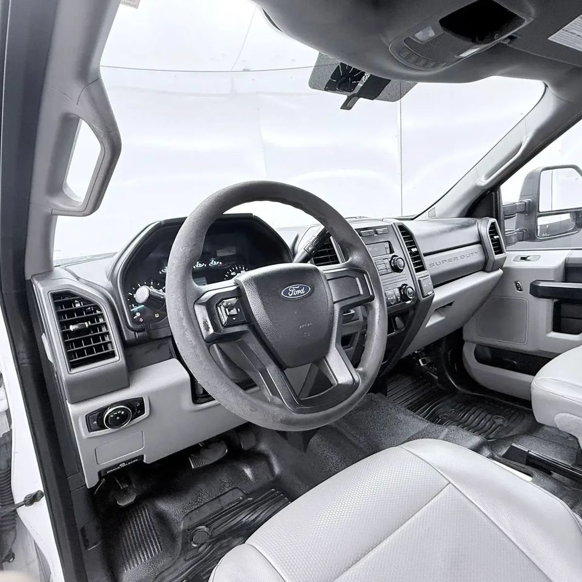 Used 2017 Ford F250 XL w/ Power Equipment Group RWD image 27