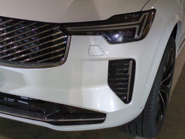 New 2026 Volvo XC90 T8 Plus w/ Protection Package AWD/4WD image 9