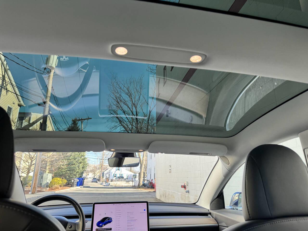 Used 2018 Tesla Model 3 Long Range image 32
