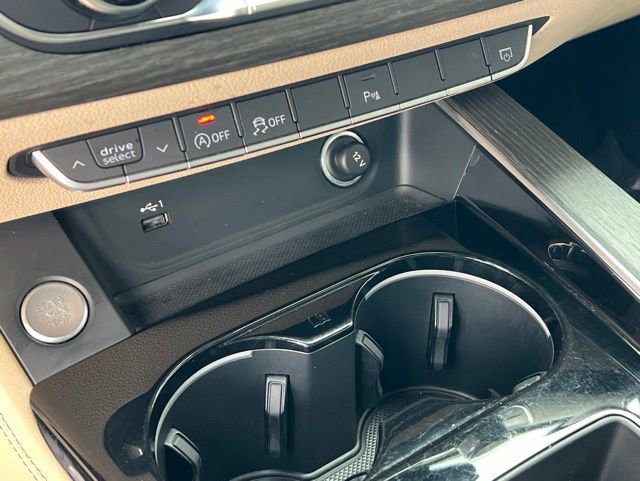Used 2022 Audi A4 2.0T Premium Plus AWD/4WD image 18
