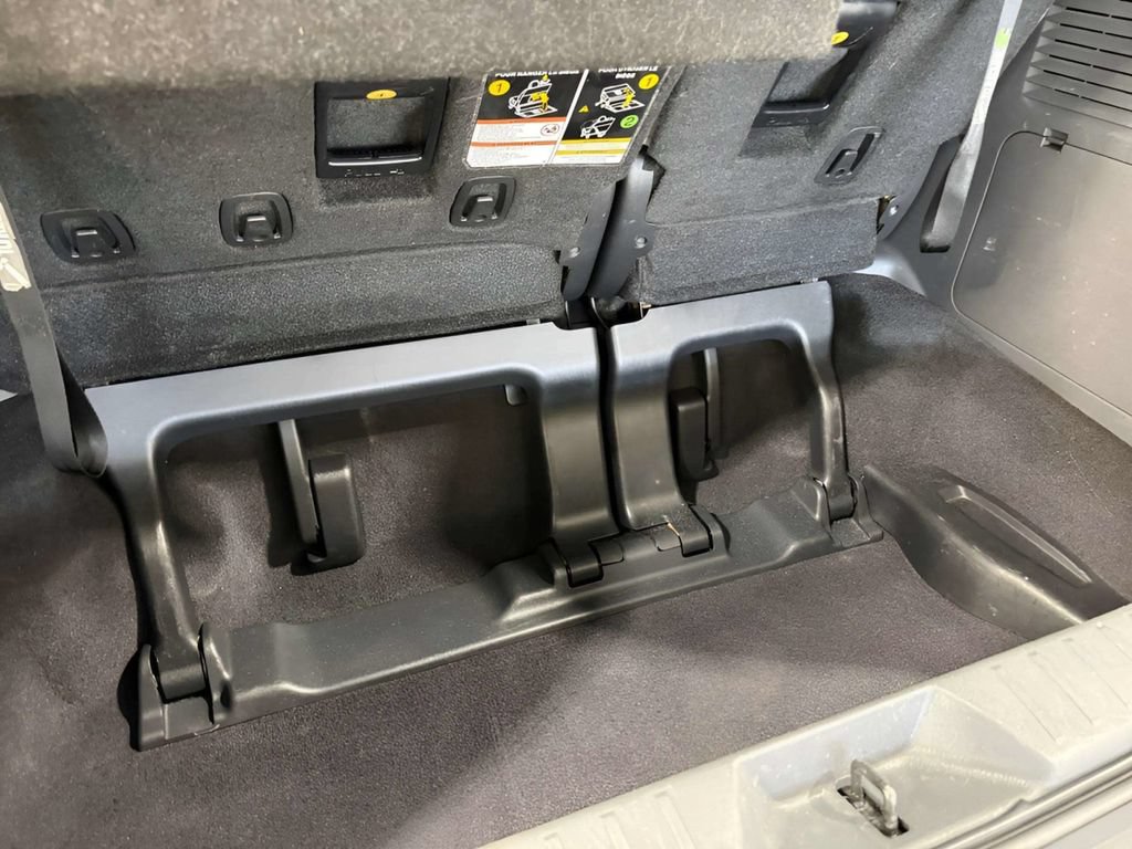Used 2024 Toyota Sienna LE AWD/4WD image 8