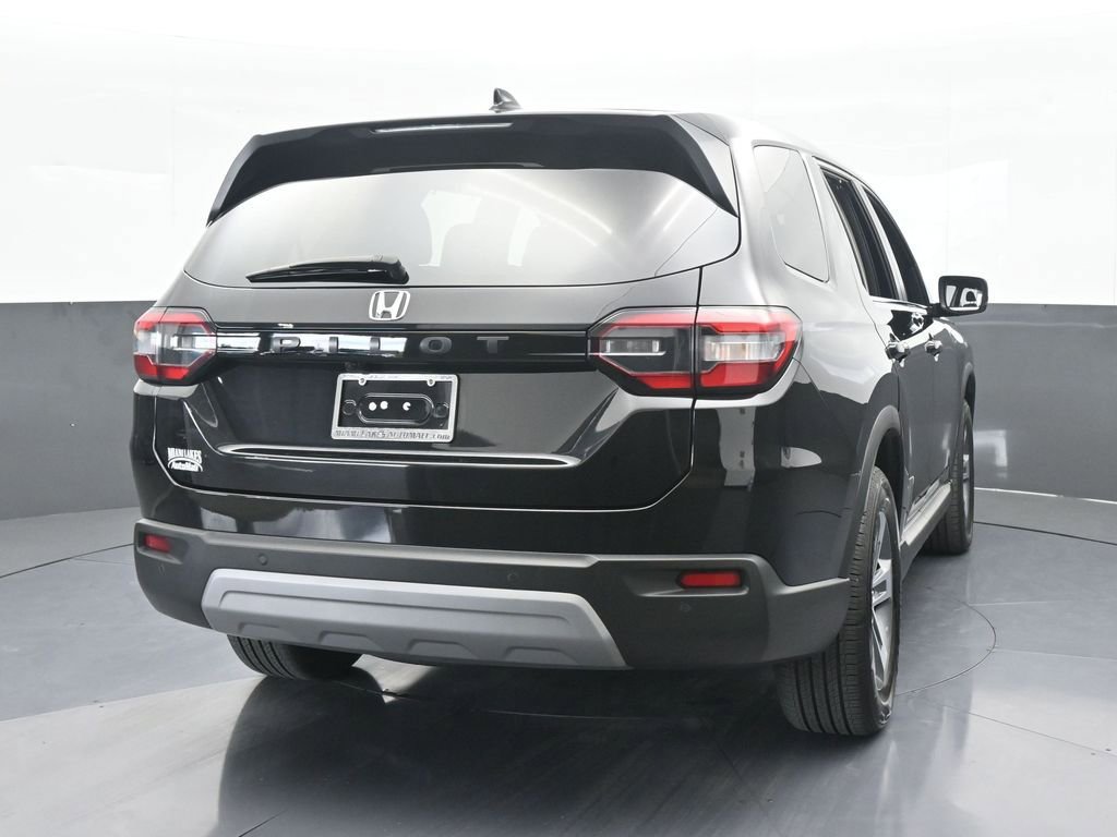 Used 2025 Honda Pilot EX-L image 5