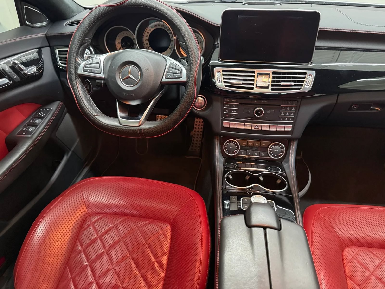 Used 2015 Mercedes-Benz CLS 400 image 8