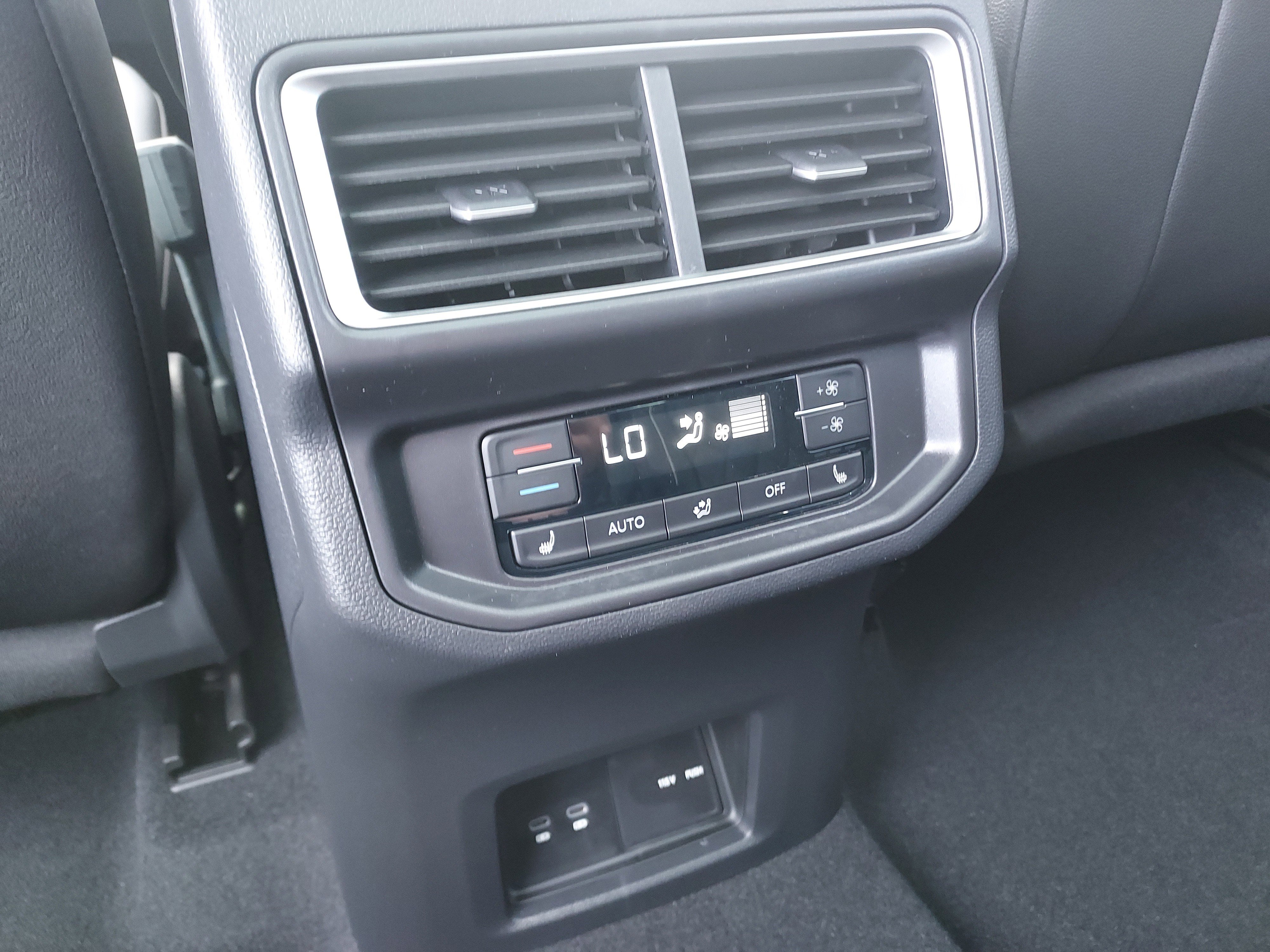 New 2026 Volkswagen Atlas SEL Premium R-Line image 19