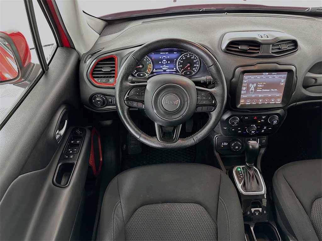 Used 2022 Jeep Renegade Latitude w/ Convenience Group image 23