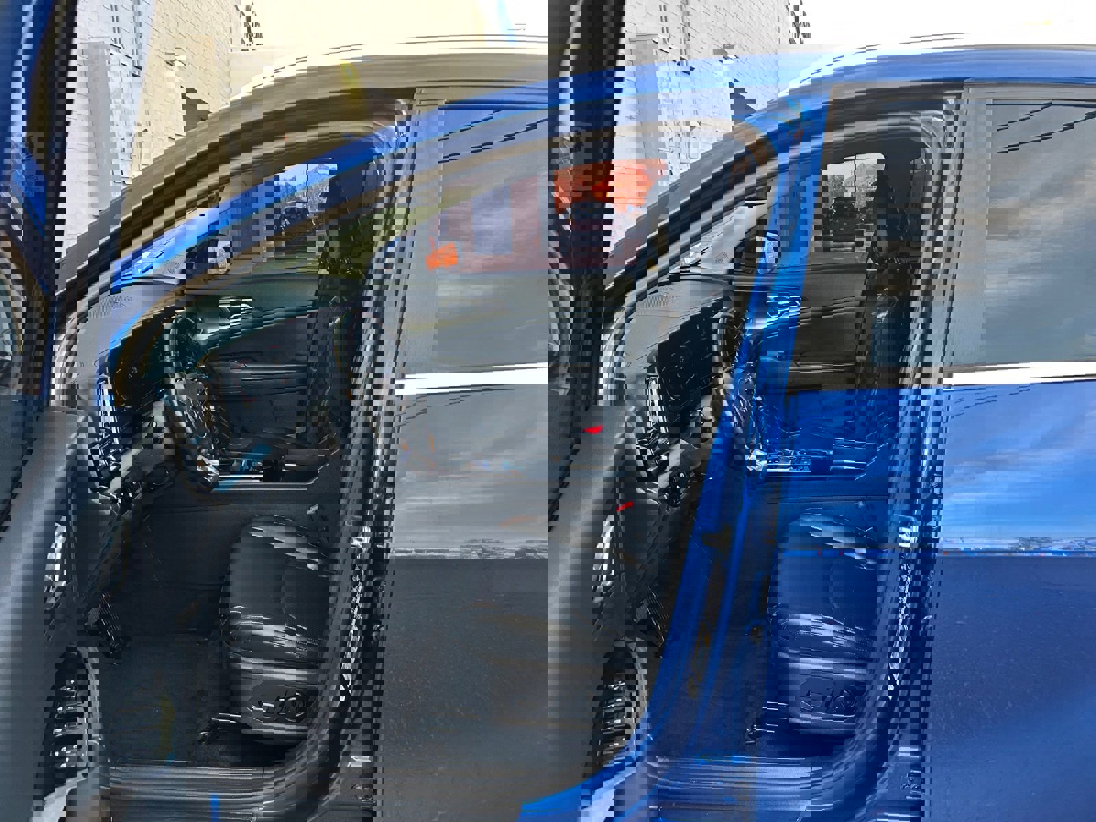 Used 2023 Kia Sportage EX image 13