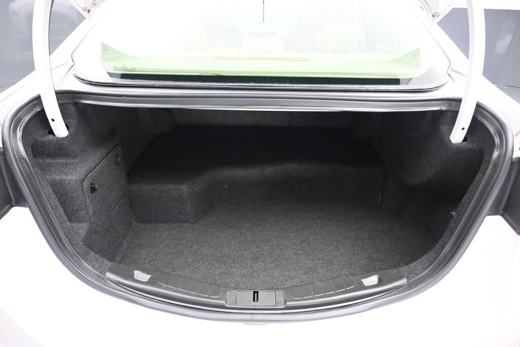 Used 2015 Ford Fusion SE w/ Equipment Group 502A FWD image 41