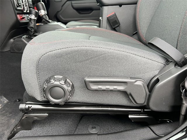 New 2026 Jeep Wrangler Unlimited Rubicon w/ Steel Bumper Group image 10