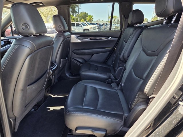 Used 2023 Cadillac XT6 Premium Luxury image 17