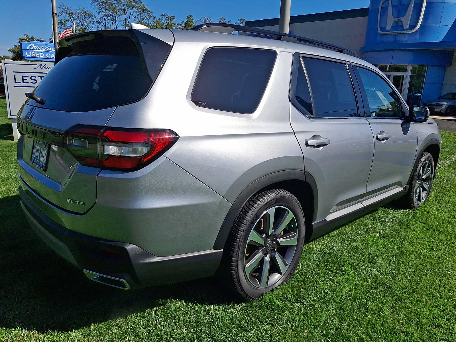 Certified 2023 Honda Pilot Elite image 6
