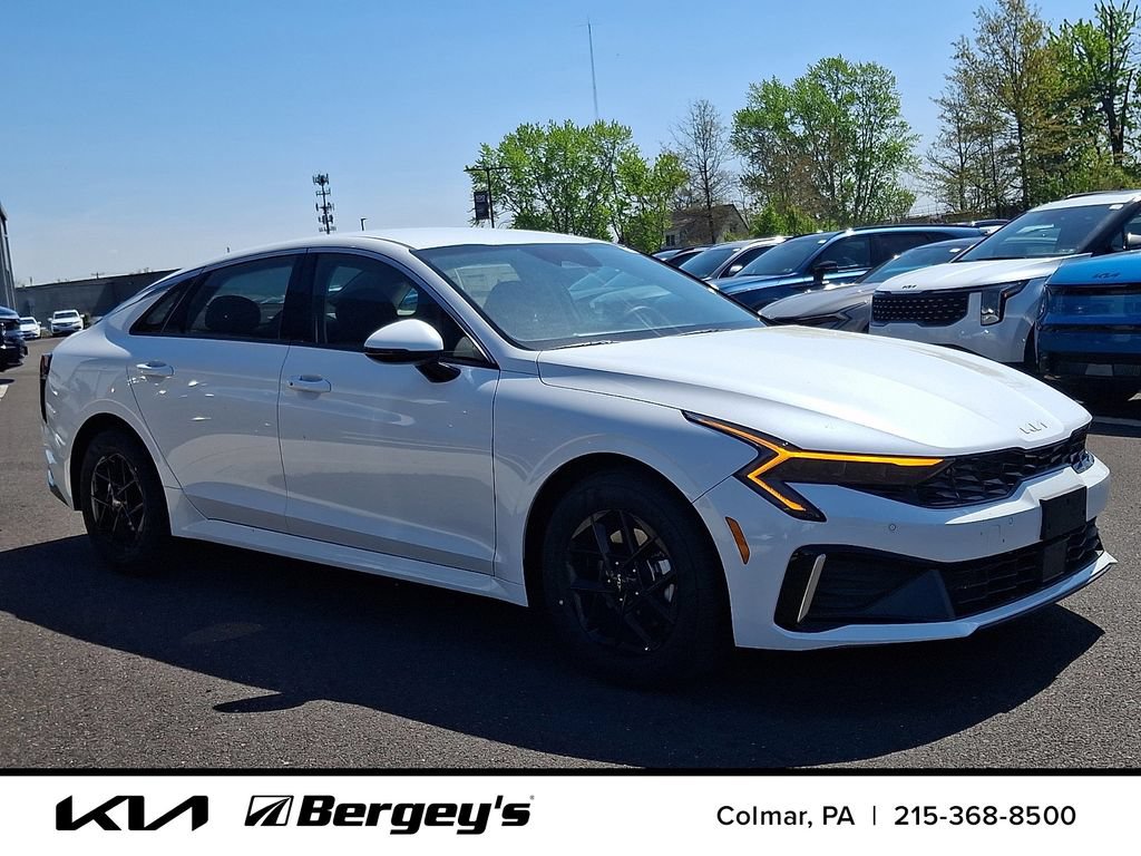 New 2026 Kia K5 LXS FWD image 2