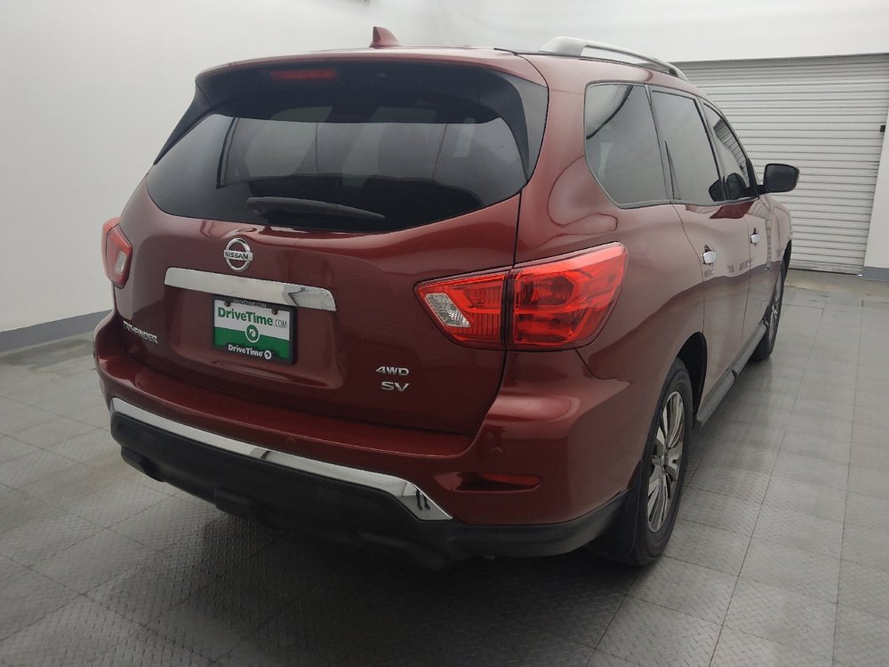 Used 2020 Nissan Pathfinder SV image 7