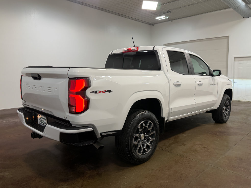 Used 2023 Chevrolet Colorado LT w/ LT Convenience Package III AWD/4WD image 35