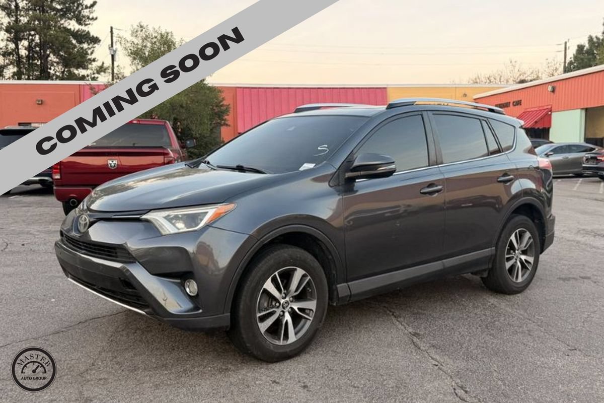 Used 2016 Toyota RAV4 XLE w/ Convenience Package AWD/4WD image 1