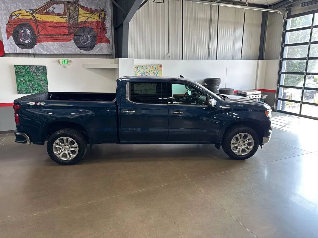 Used 2022 Chevrolet Silverado 1500 LTZ w/ Max Trailering Package AWD/4WD image 27