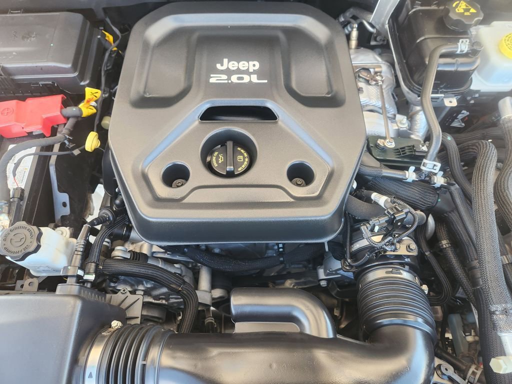 Used 2022 Jeep Wrangler Unlimited Sahara w/ Cold Weather Group image 31