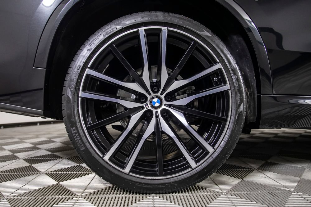 Used 2019 BMW X5 xDrive40i w/ M Sport Package AWD/4WD image 39
