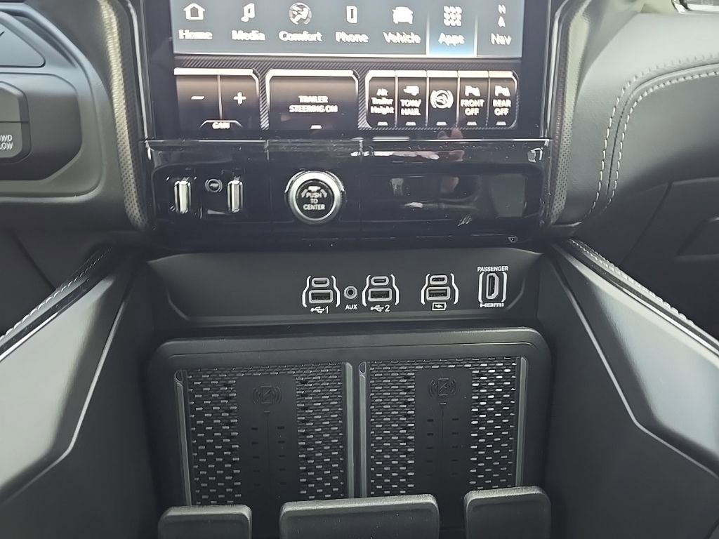 New 2026 RAM 3500 Limited image 12