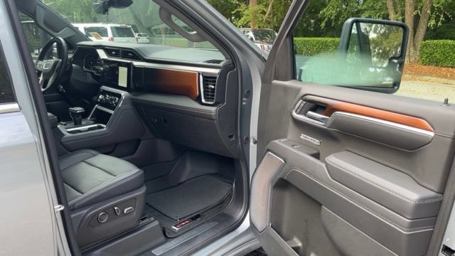 Used 2025 GMC Sierra 1500 Denali w/ Denali Reserve Package AWD/4WD image 10