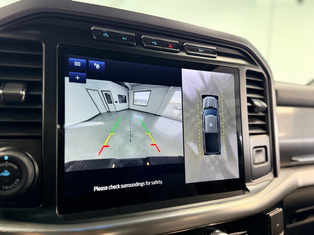 Used 2023 Ford F150 Lariat w/ Trailer Tow Package image 27